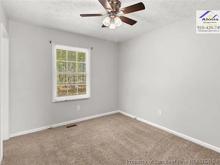 818 Grambling Ct — Photo 18