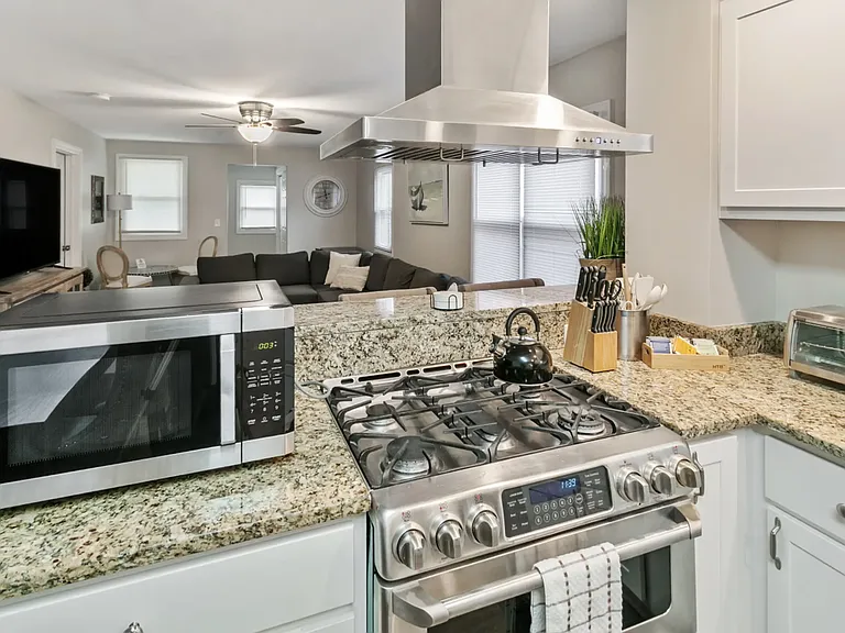 305 W Park Ave #1 — Photo 30