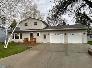 272 Wegener Dr, Breckenridge, MN 56520