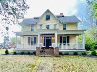426 4th Ave, Beaver Falls, PA 15010