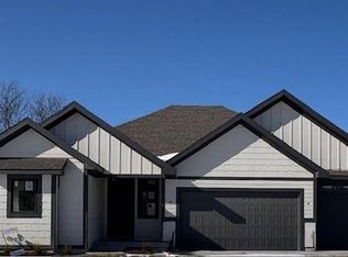 2404 Windmill Cir, Platte City, MO 64079