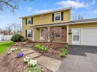 4868 Juneway Dr S, Liverpool, NY 13088