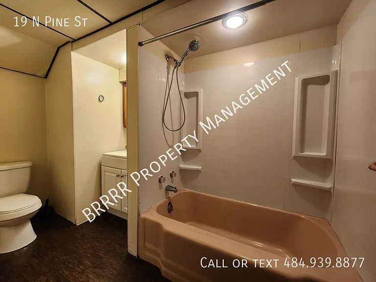 19 N Pine St — Photo 16