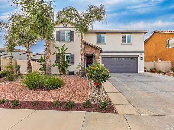 3rd image of 3454 Bryce Canyon Way