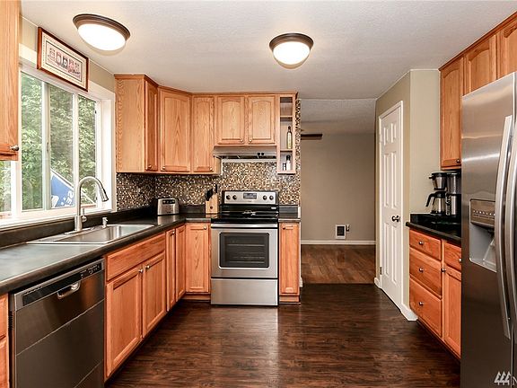 5th image of 20710 128th Avenue Ct E