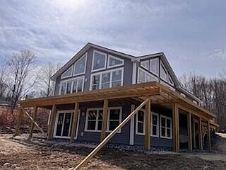 1st image of 235 Ridgeview Road