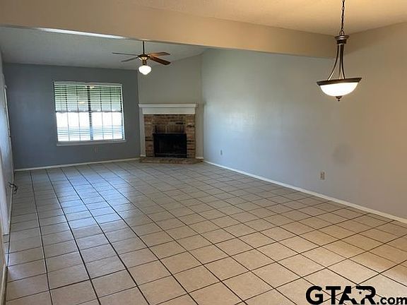 4th image of 400 S Town Dr #204