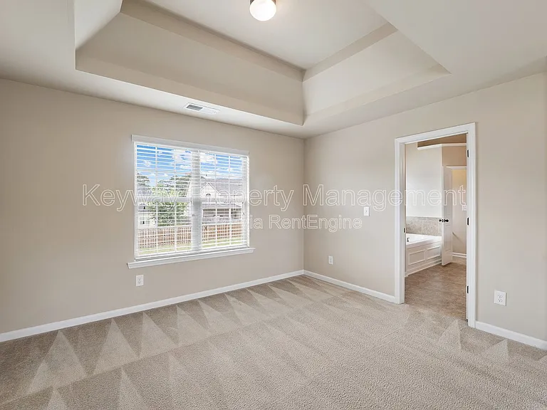 6017 Reynolds Cir — Photo 17