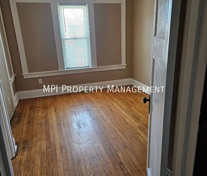 3422 N Vel R Phillips Ave — Photo 8