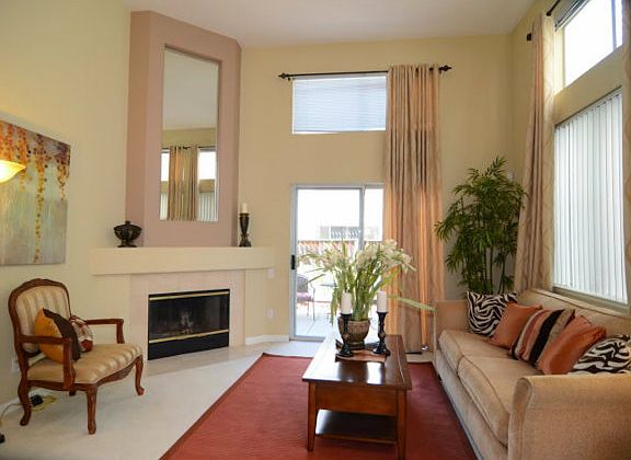 4th image of 2048 Calabazas Blvd