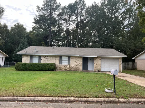 1410 E 47th St, Texarkana, AR 71854