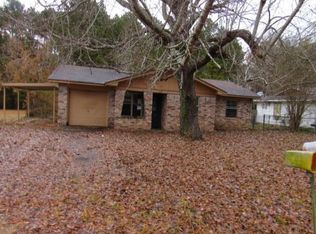 302 W 3rd St, Atlanta, TX 75551