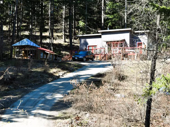 585 Canyon Rd, Lyle, WA 98635
