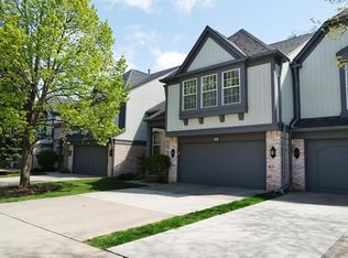 803 Marseilles Cir, Buffalo Grove, IL