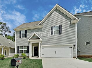 104 Cobblestone Dr, Dallas, GA 30132