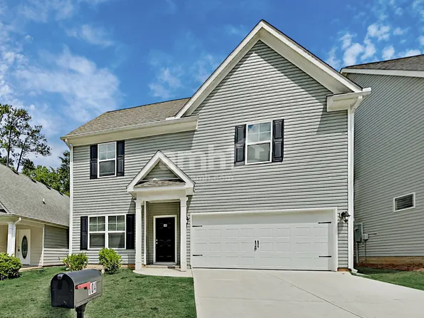 104 Cobblestone Dr, Dallas, GA 30132