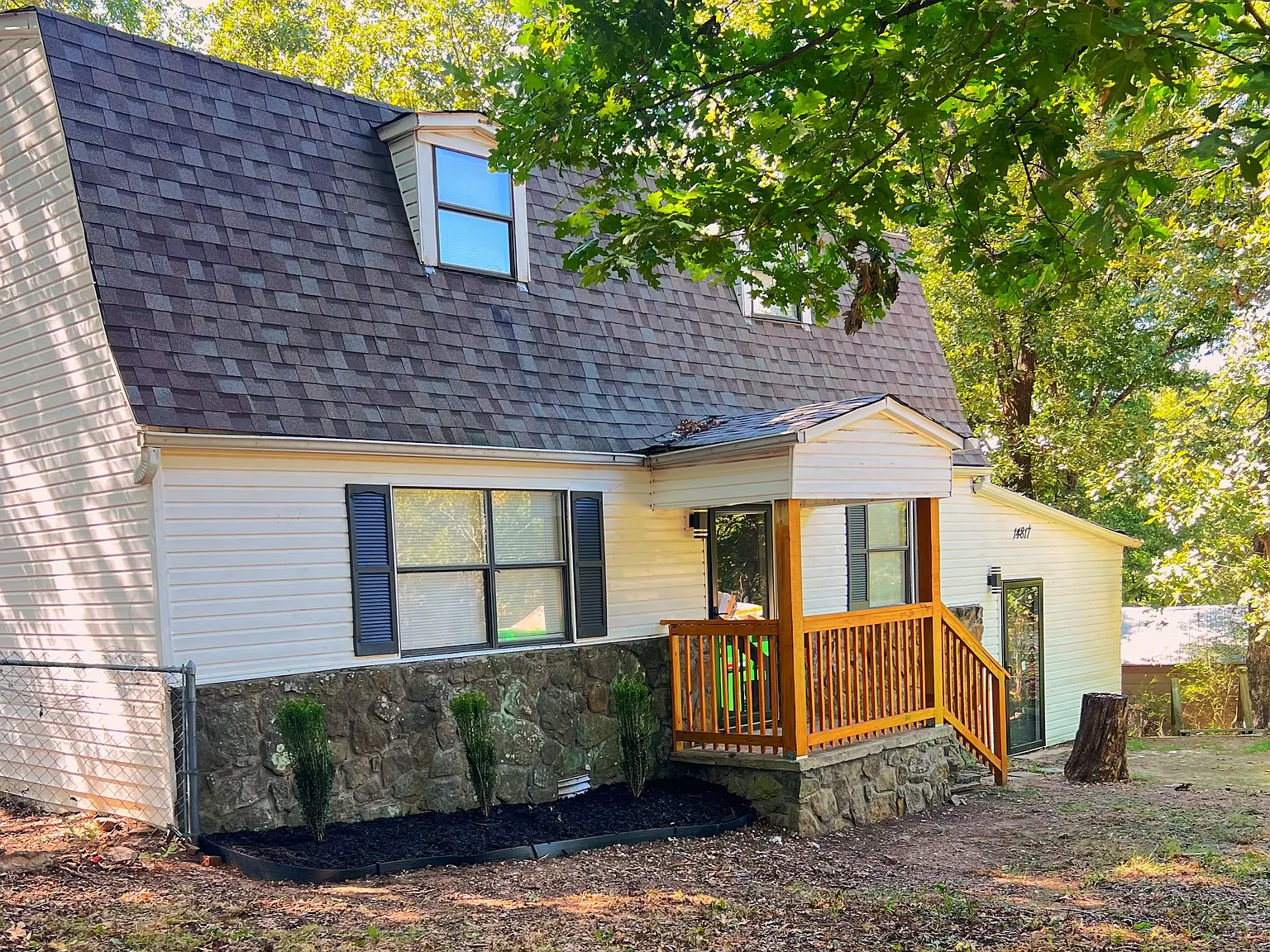 4 bed, 1900 sqft, $2,250 — Photo 2