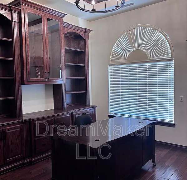 2815 SE 44th St — Photo 11