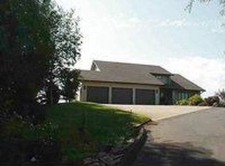 28194 Goebel Dr, Sioux City, IA 51108