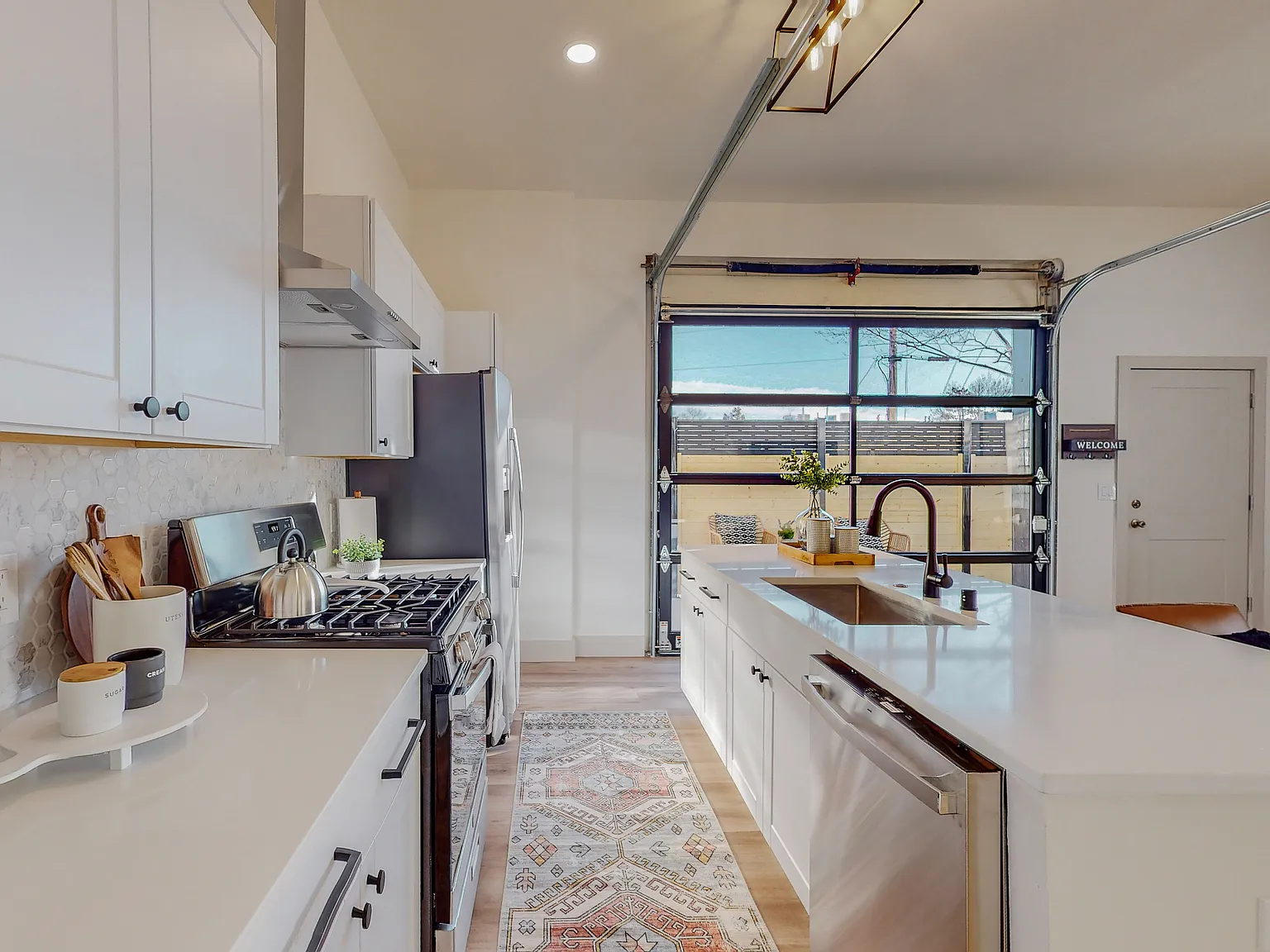 223 Sierra Dr SE — Photo 3