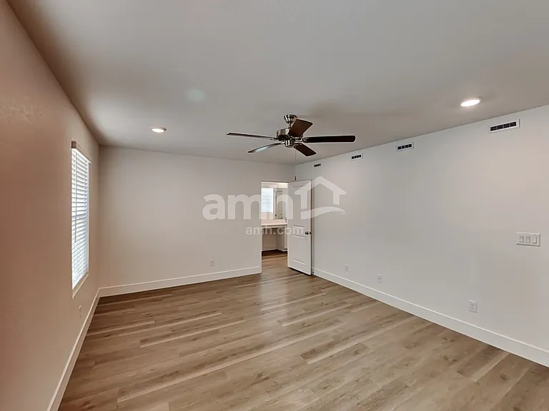 4594 Camden Bridge St — Photo 9