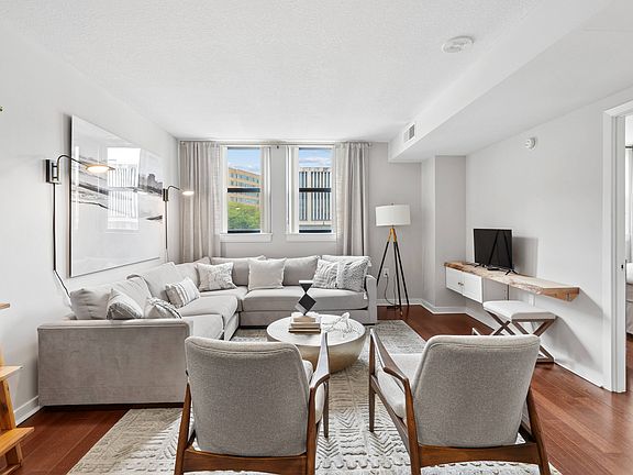 2nd image of 1499 Massachusetts Ave NW #1009