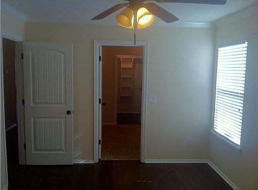 master bed, bath, closet