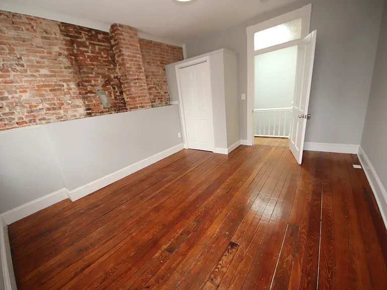 1419 Light St — Photo 19