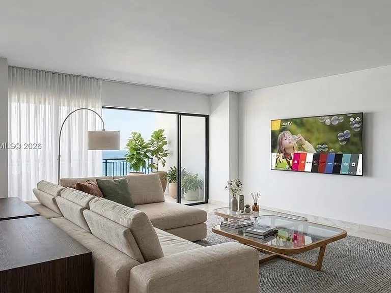 1800 NE 114th St #604 — Photo 26