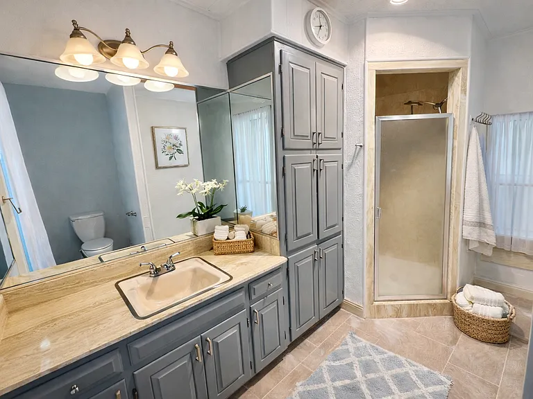 1528 Camino Cerrito SE — Photo 31