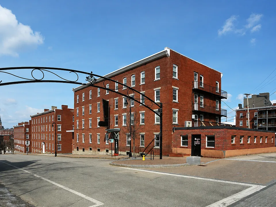 67 Stark St