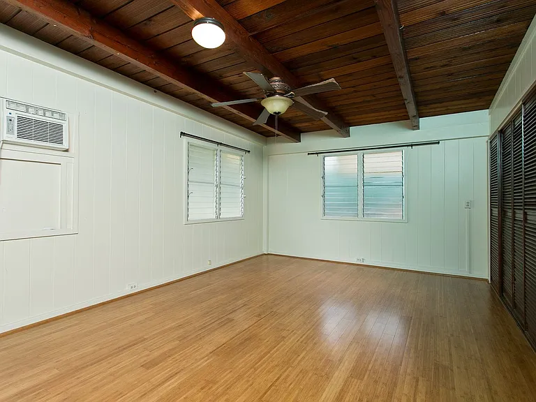 523 Iliaina St — Photo 10
