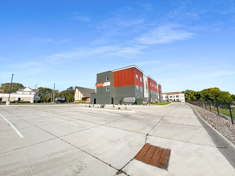 1720 Morningside Ave — Photo 15
