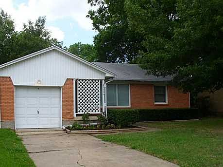 1st image of 2919 Materhorn Dr