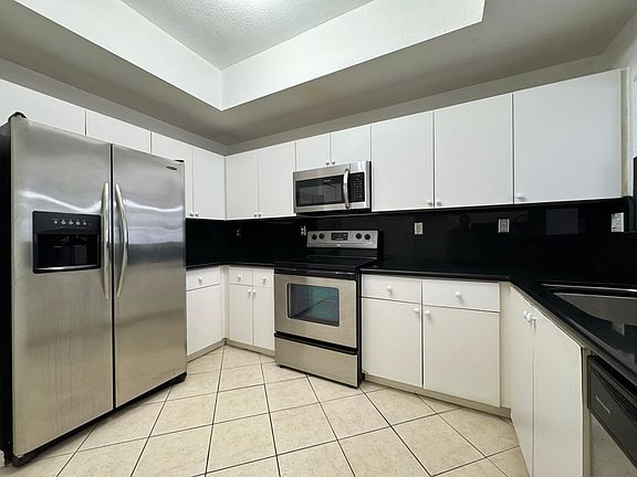 4th image of 8858 W Flagler St APT 201