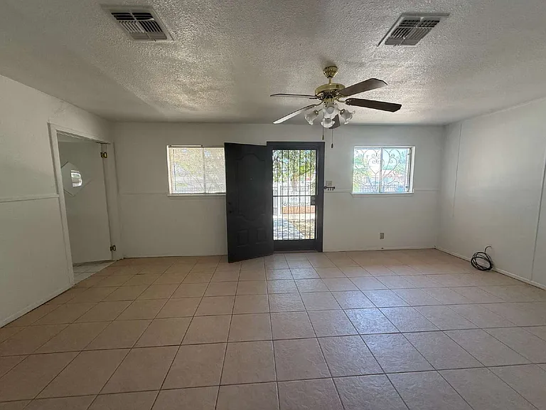 7289 Mimosa Ave — Photo 23