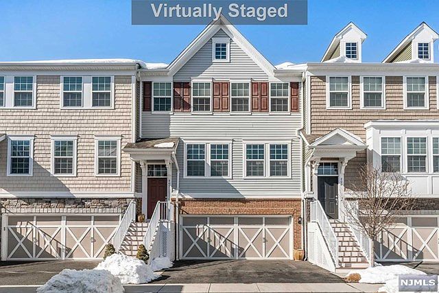 1st image of 604 Cottonwood Ct #604