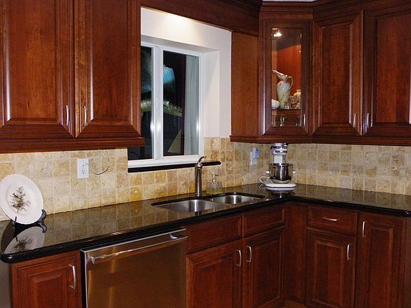 Kitchen Wet Bar