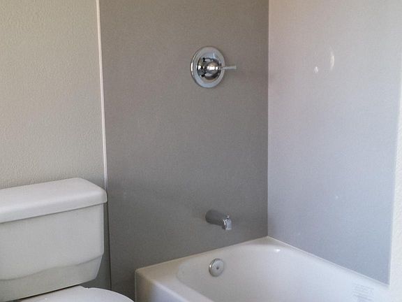 4th image of 6343 Arlington Blvd APT 4