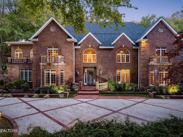 1315 Chattsworth Blvd, Cookeville, TN 38501