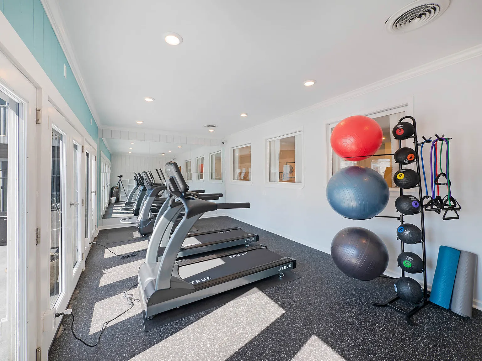 The Reserve at Red Bank Apartment Homes — Photo 3