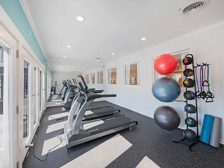 The Reserve at Red Bank Apartment Homes — Photo 3