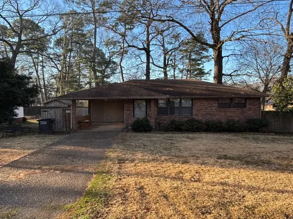 911 Harvey St, Jacksonville, AR 72076