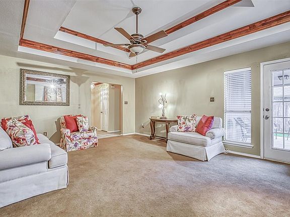 5th image of 7908 Clear Brook Cir