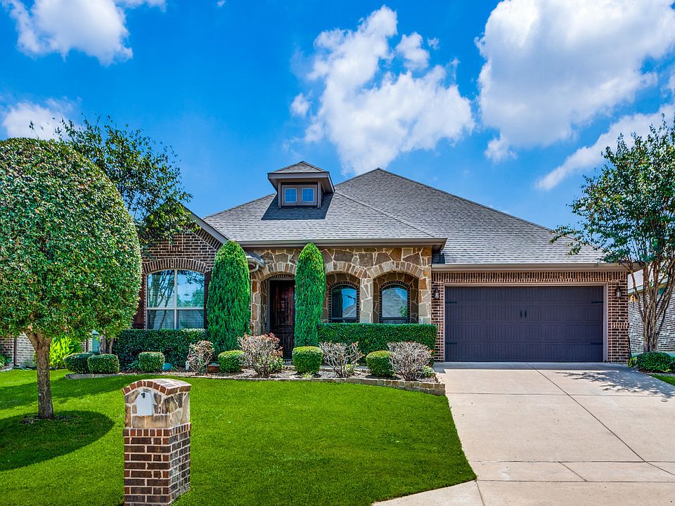 1st image of 10961 Silver Horn Dr