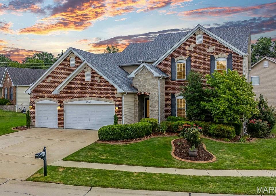 1st image of 1316 Legacy Pointe Ln