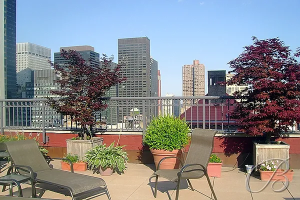 Sold by Bellmarc Realty | media 6