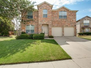 511 Pinto Ln, Forney, TX 75126