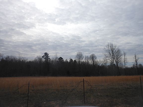 2nd image of 270 Green Acres Ln