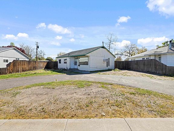 2nd image of 1108 Sanford Ave
